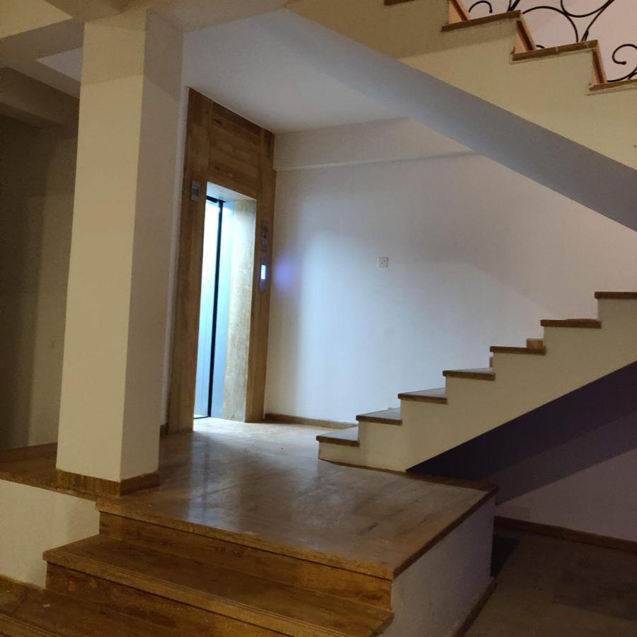 Studio Apartment By Leela Homes アーポラ エクステリア 写真